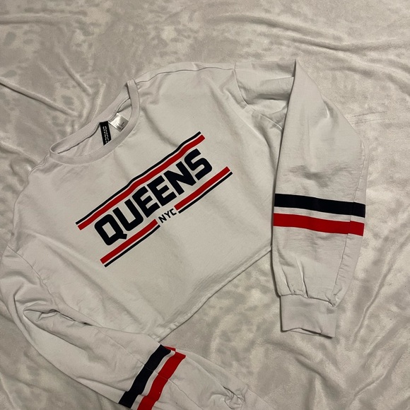 Crop top - Picture 2 of 2